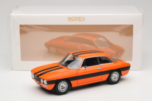 Alfa Romeo 2000 GTV Orange Norev 1:18 187918 Diecast — photo 8 of 8