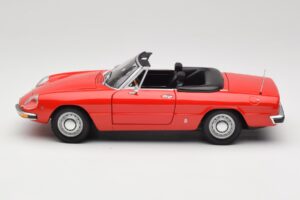 Alfa Romeo 2000 Spider Red Minichamps 1:18 180120930 Diecast — photo 4 of 8