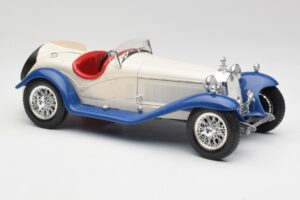Alfa Romeo 2300 Spider White & Blue Bburago 1:18 3008-M1 Diecast — photo 4 of 6