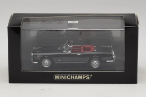 Alfa Romeo 2600 Spider Black Minichamps 1:43 400120630 Diecast — photo 4 of 4