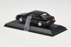 Alfa Romeo 75 3.0 V6 Black Minichamps 1:43 403120463 Diecast — photo 3 of 4