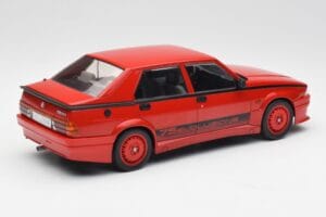 Alfa Romeo 75 Turbo Evoluzione Red MCG 1:18 MCG18428 Diecast — photo 2 of 6