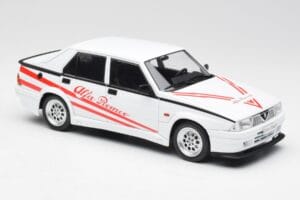 Alfa Romeo 75 Turbo Evoluzione White MCG 1:18 MCG18430 Diecast — photo 4 of 6