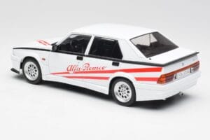 Alfa Romeo 75 Turbo Evoluzione White MCG 1:18 MCG18430 Diecast — photo 5 of 6
