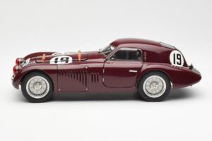 Alfa Romeo 8C 2900 B Speciale #19 24 Hours of Le Mans 1938 CMC 1:18 M-111 Diecast — photo 3 of 6