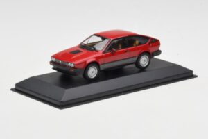 Alfa Romeo Alfetta GTV6 Red Minichamps 1:43 400120140 Diecast — photo 2 of 4