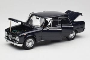 Alfa Romeo Giulia 1300 Blue Minichamps 1:18 180120905 Diecast — photo 2 of 8