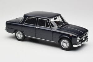 Alfa Romeo Giulia 1300 Blue Minichamps 1:18 180120905 Diecast — photo 6 of 8