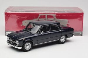 Alfa Romeo Giulia 1300 Blue Minichamps 1:18 180120905 Diecast — photo 8 of 8