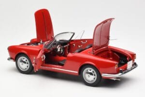 Alfa Romeo Giulietta 1300 Spider Red AUTOart 1:18 70157 Diecast — photo 5 of 8