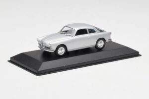 Alfa Romeo Giulietta Sprint Silver Minichamps 1:43 400120400 Diecast — photo 2 of 4