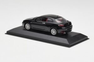 Alfa Romeo GT Black Minichamps 1:43 400120320 Diecast — photo 3 of 4