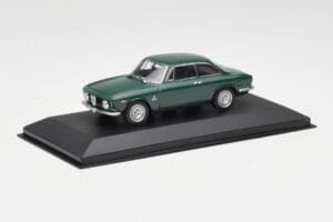 Alfa Romeo Giulia GTA 1300 Junior Green Minichamps 1:43 ALFA010 Diecast — photo 2 of 4