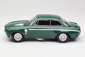 Alfa Romeo GTA 1300 Junior Green Minichamps 1:18 155120022 Diecast — photo 3 of 6