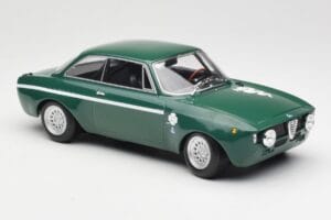 Alfa Romeo GTA 1300 Junior Green Minichamps 1:18 155120022 Diecast — photo 4 of 6