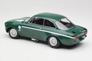 Alfa Romeo GTA 1300 Junior Green Minichamps 1:18 155120022 Diecast — photo 5 of 6