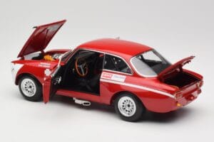 Alfa Romeo GTA 1300 Junior #33 T. Hezemans / G. van Lennep Hezemans Jarama 1972 Minichamps 1:18 100721233 Diecast — photo 5 of 8
