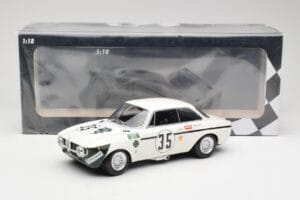 Alfa Romeo GTA 1300 Junior #35 C. Colzani / Pooky / G. Venturi 4 Hours of Jarama 1972 Minichamps 1:18 155721235 Diecast — photo 6 of 6