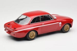 Alfa Romeo GTA 1300 Junior Red Minichamps 1:18 155120020 Diecast — photo 2 of 6