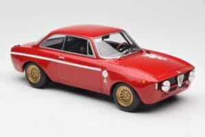 Alfa Romeo GTA 1300 Junior Red Minichamps 1:18 155120020 Diecast — photo 4 of 6