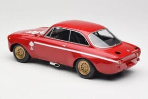 Alfa Romeo GTA 1300 Junior Red Minichamps 1:18 155120020 Diecast — photo 5 of 6