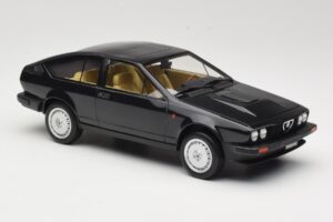 Alfa Romeo GTV6 2.5 Black Laudoracing-Models 1:18 LM110C Diecast — photo 4 of 6