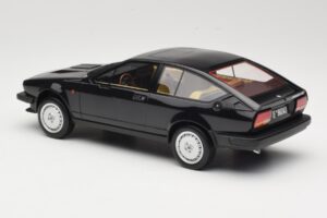 Alfa Romeo GTV6 2.5 Black Laudoracing-Models 1:18 LM110C Diecast — photo 5 of 6
