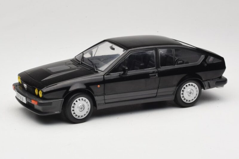 Alfa Romeo GTV6 Black Solido 1:18 S1802302 Diecast