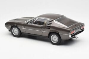 Alfa Romeo Montreal Brown Metallic AUTOart 1:18 70173 Diecast — photo 7 of 8