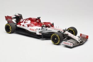 Alfa Romeo Racing C39 #99 A. Giovinazzi Austrian GP 2020 Minichamps 1:18 110200199 Diecast — photo 4 of 6