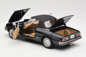 Alfa Romeo Spider 916 Veloce Black Ricko 1:18 32107 Diecast — photo 5 of 8