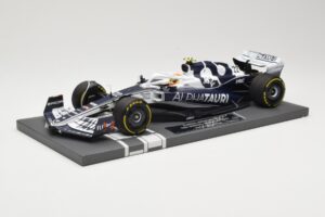 AlphaTauri AT03 #22 Y. Tsunoda Bahrain GP 2022 Minichamps 1:18 117220122 Diecast — photo 2 of 6
