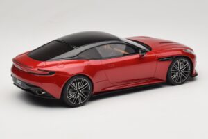 Aston Martin DB12 Hyper Red GT Spirit 1:18 GT936 Resin — photo 2 of 6