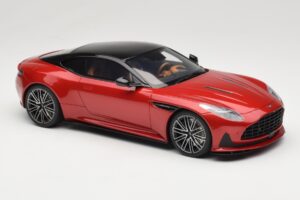 Aston Martin DB12 Hyper Red GT Spirit 1:18 GT936 Resin — photo 4 of 6