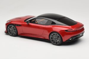 Aston Martin DB12 Hyper Red GT Spirit 1:18 GT936 Resin — photo 5 of 6