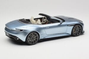 Aston Martin DB12 Volante Caribbean Blue Pearl GT Spirit 1:18 GT479 Resin — photo 2 of 6