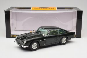 Aston Martin DB5 California Sage Chrono 1:18 H1001 Diecast — photo 8 of 8