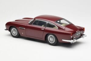 Aston Martin DB5 Dubonnet Red AUTOart 1:18 70213 Diecast — photo 7 of 8