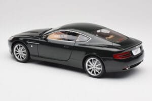 Aston Martin DB9 Black Solido 1:18 15025600 Diecast — photo 7 of 8
