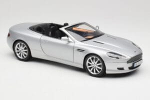 Aston Martin DB9 Volante Silver Minichamps 1:18 150137334 Diecast — photo 6 of 8
