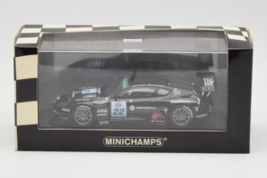 Aston Martin DBRS9 #22 Barwell Motorsport A. Needell FIA GT3 European Championship Spa 2006 Minichamps 1:43 400061322 Diecast — photo 4 of 4
