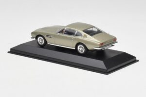 Aston Martin DBS Silver Green Metallic Minichamps 1:43 400137600 Diecast — photo 3 of 4