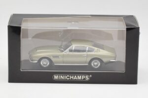 Aston Martin DBS Silver Green Metallic Minichamps 1:43 400137600 Diecast — photo 4 of 4