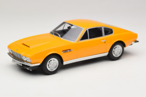 Aston Martin DBS Yellow GT Spirit 1:18 GT079 Resin