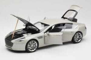 Aston Martin Rapide S Silver Fox AUTOart 1:18 70258 Diecast — photo 2 of 8