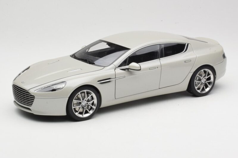 Aston Martin Rapide S Silver Fox AUTOart 1:18 70258 Diecast