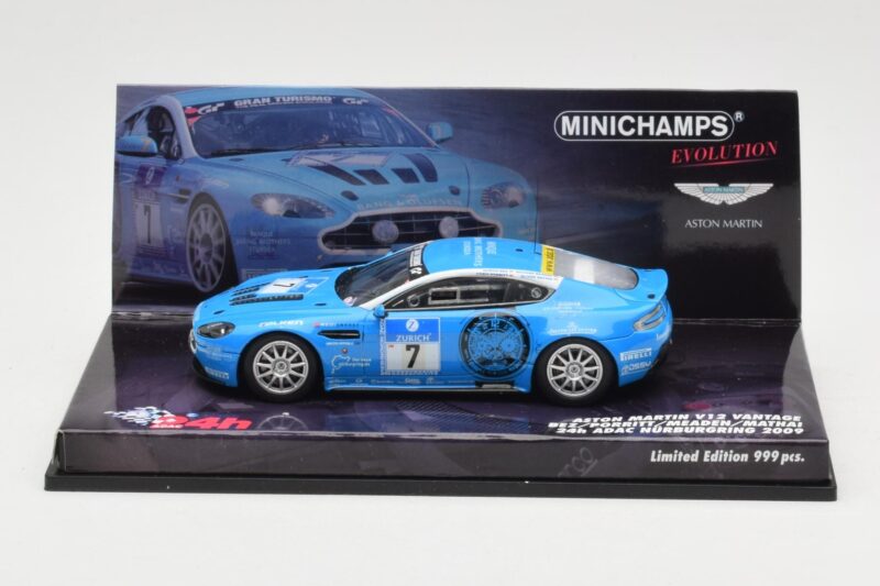 Aston Martin V12 Vantage #7 U. Bez / Porritt / R. Meaden / Mathai 24 Hours Nurburgring 2009 Minichamps 1:43 437091307 Diecast