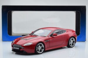 Aston Martin V12 Vantage Red AUTOart 1:18 70208 Diecast — photo 8 of 8