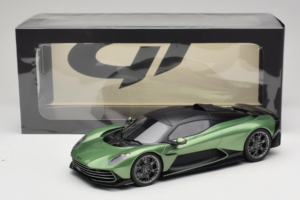 Aston Martin Valhalla Iridescent Emerald Green GT Spirit 1:18 GT558 Resin — photo 6 of 6