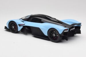 Aston Martin Valkyrie Racing Blue GT Spirit 1:18 GT915 Resin — photo 5 of 6